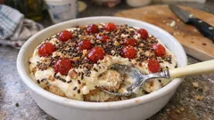 Pavê de Natal com cerejas cristalizadas: uma sobremesa fresca e fácil de preparar