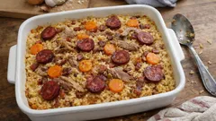 Arroz de pato natalício no forno: solto, húmido e com topo dourado