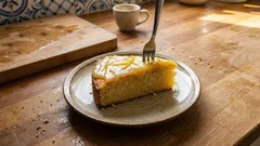 Bolo esponja com lemon curd: fofo, cítrico e com aspeto de pastelaria