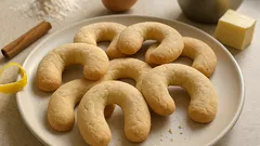 Ferraduras de canela e limão: bolachas estaladiças e douradas, mesmo à moda antiga