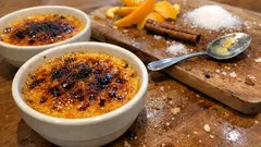 Leite-creme de laranja sem grumos, com açúcar queimado estaladiço