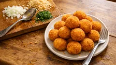 Bolinhas de farinheira e alheira: crocantes por fora, cremosas por dentro