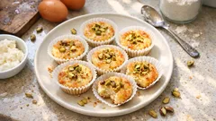 Queijadas de ricota com pistácio: húmidas, delicadas e prontas em 20 minutos