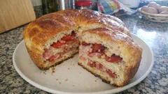 Folar de carnes à moda de Trás-os-Montes: receita tradicional para servir morno