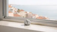 Papel de alumínio nos trilhos das janelas: ajuda mesmo ou pode riscar