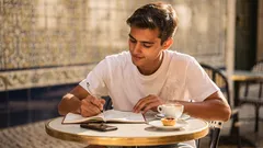 Lei da atração: o que é, de onde vem e como aplicar sem promessas mágicas