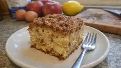 Bolo de maçã húmido e fácil: macio, perfumado e com um toque de canela