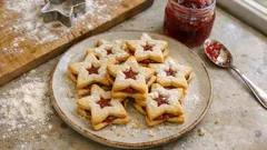Estrelinhas de Natal com doce de morango: bolachas simples e tão bonitas na mesa