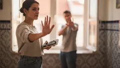 Como lidar com uma pessoa narcisista sem perder a calma: limites e estratégias práticas