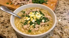 Canja de peru com ovos picados: reconfortante, leve e fácil de fazer